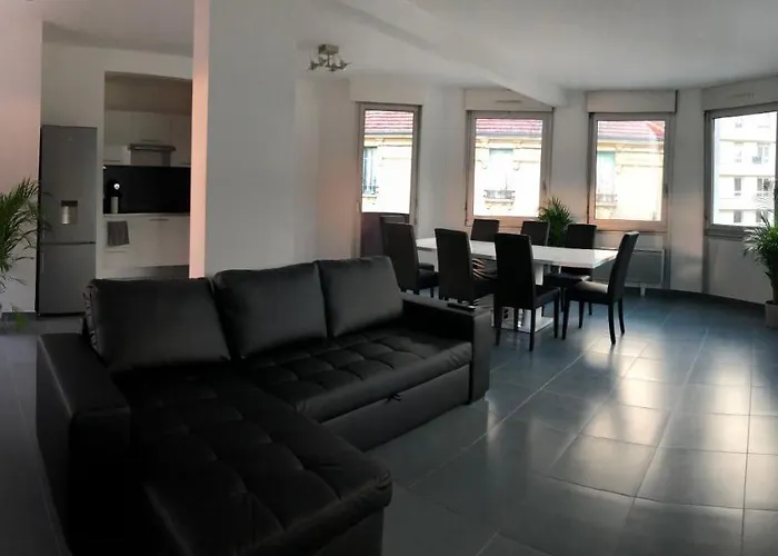 Appartement De 110M2 Au Centre De Cusset