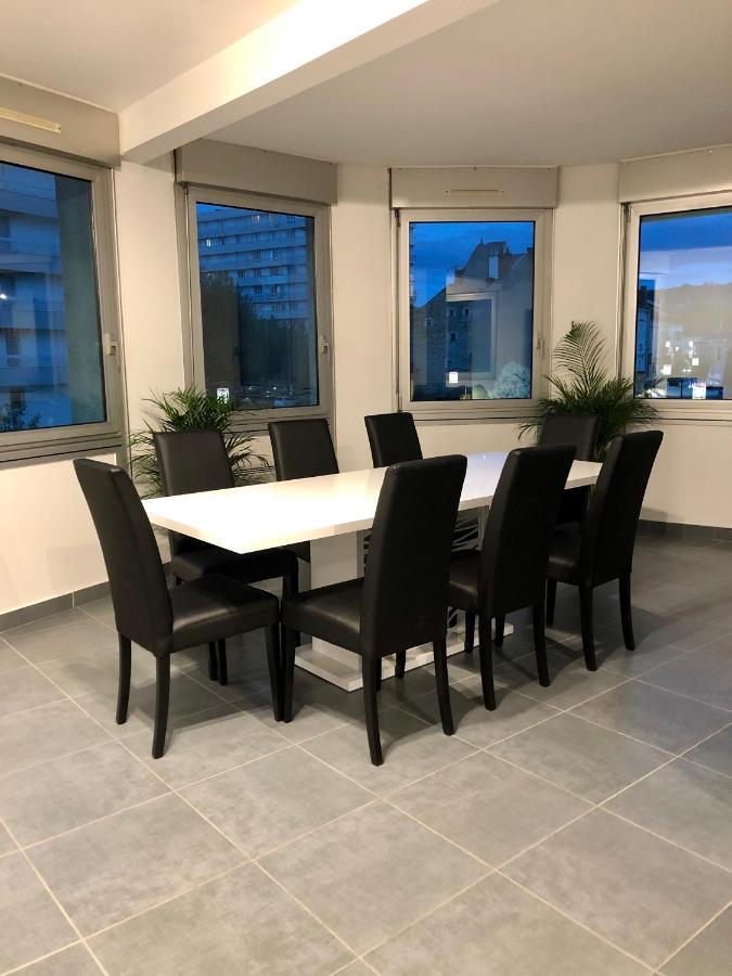 Appartement De 110m2 Au Centre De Cusset